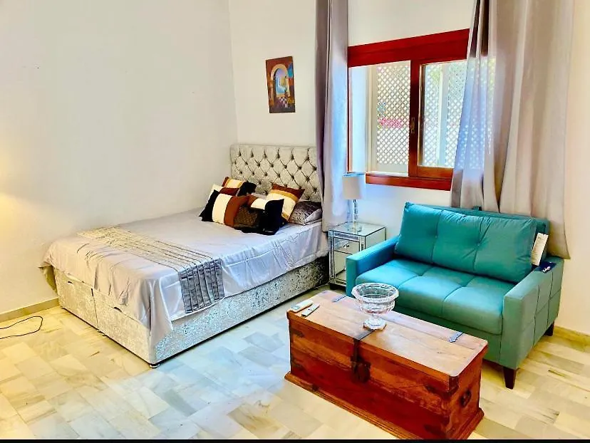 ***** ベッド・アンド・ブレックファスト Stunning Suite At Hotel Del Golf, 5 Stars And Frontline Golf, Porto Banus, マルベーリャ スペイン