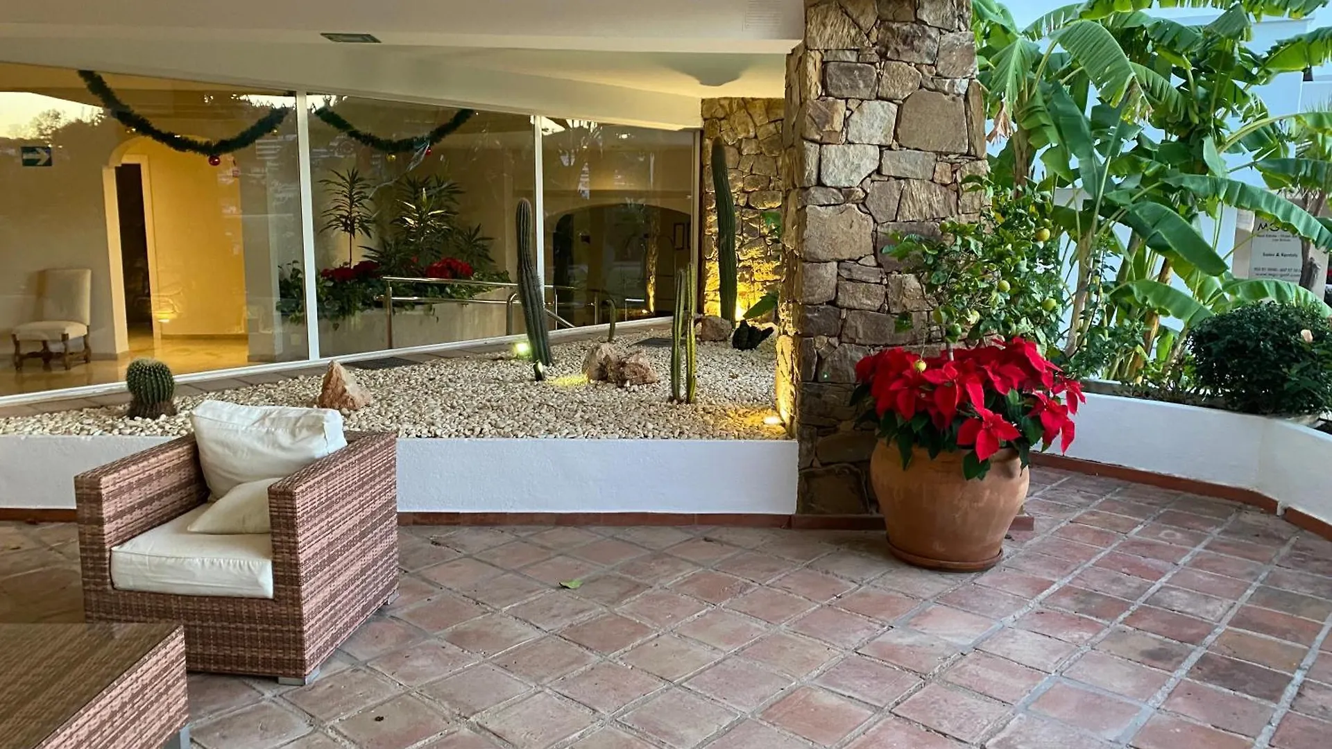 Stunning Suite At Hotel Del Golf, 5 Stars And Frontline Golf, Porto Banus, マルベーリャ ベッド・アンド・ブレックファスト
