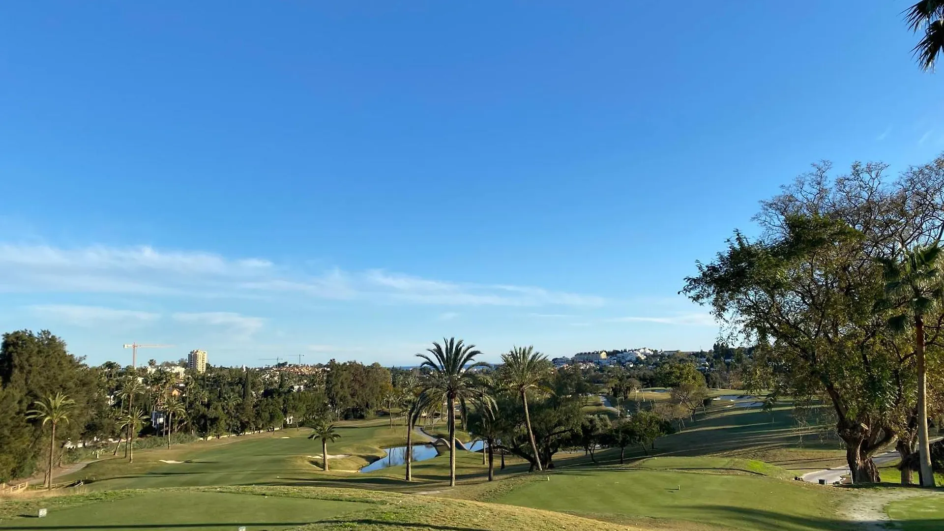 Stunning Suite At Hotel Del Golf, 5 Stars And Frontline Golf, Porto Banus, マルベーリャ ベッド・アンド・ブレックファスト