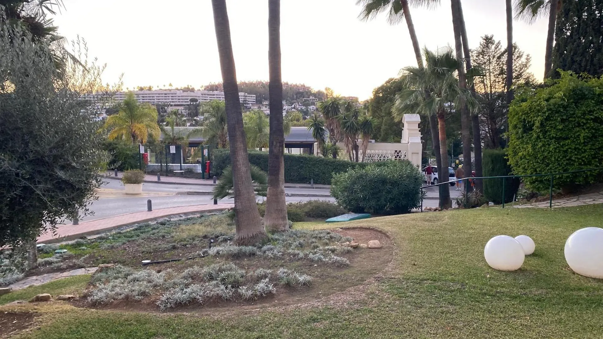 ***** ベッド・アンド・ブレックファスト Stunning Suite At Hotel Del Golf, 5 Stars And Frontline Golf, Porto Banus, マルベーリャ スペイン